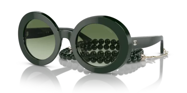 Lunettes de soleil Chanel CH5489 17028E - Dark green & gold 51 – Image 2