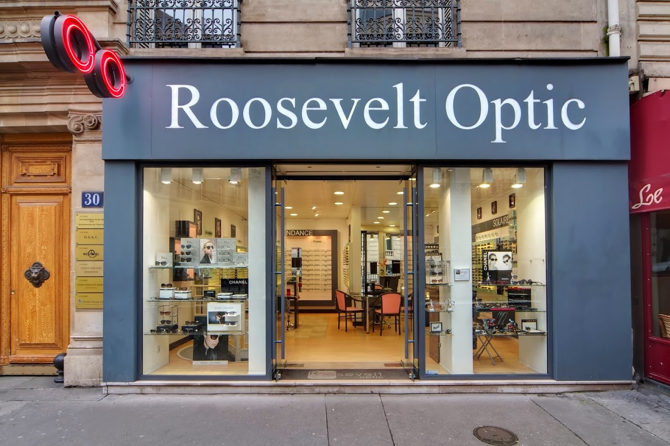 devanture Roosevelt Optic paris 8e