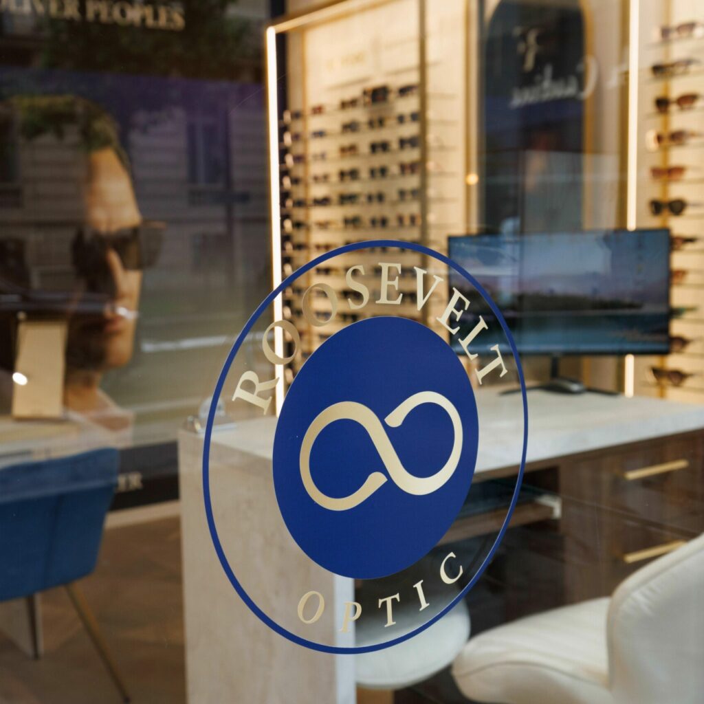 Roosevelt Optic vitrine