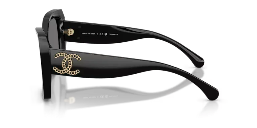 les Lunettes de soleil Chanel CH5555C622T8 - Noir