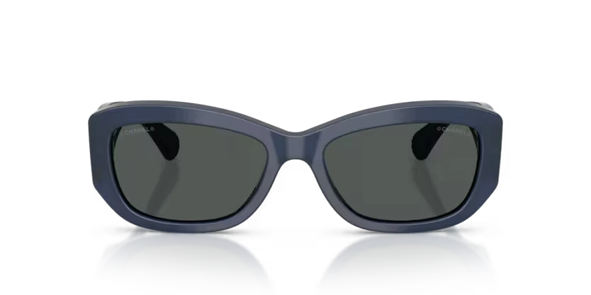 Lunettes de soleil Chanel CH5493 1816S4 - Bleu laiteux exclusif 55-4