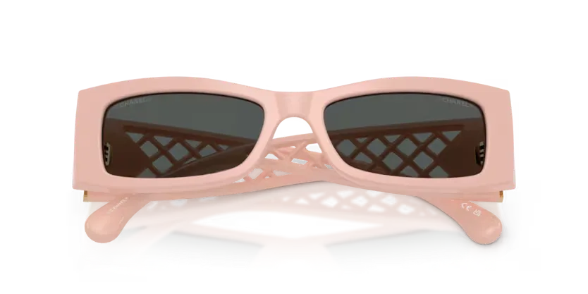Les Lunettes de soleil Chanel Chanel CH5566 1846S4 - Rose