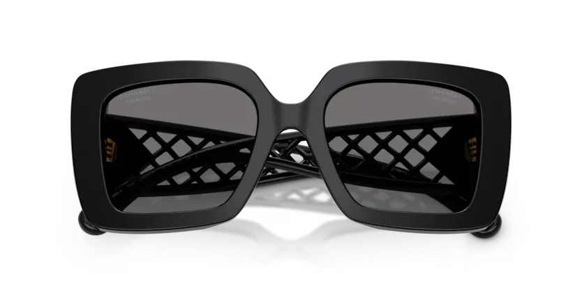 Les Lunettes de soleil Chanel Chanel CH5567 1850T8 - Noir